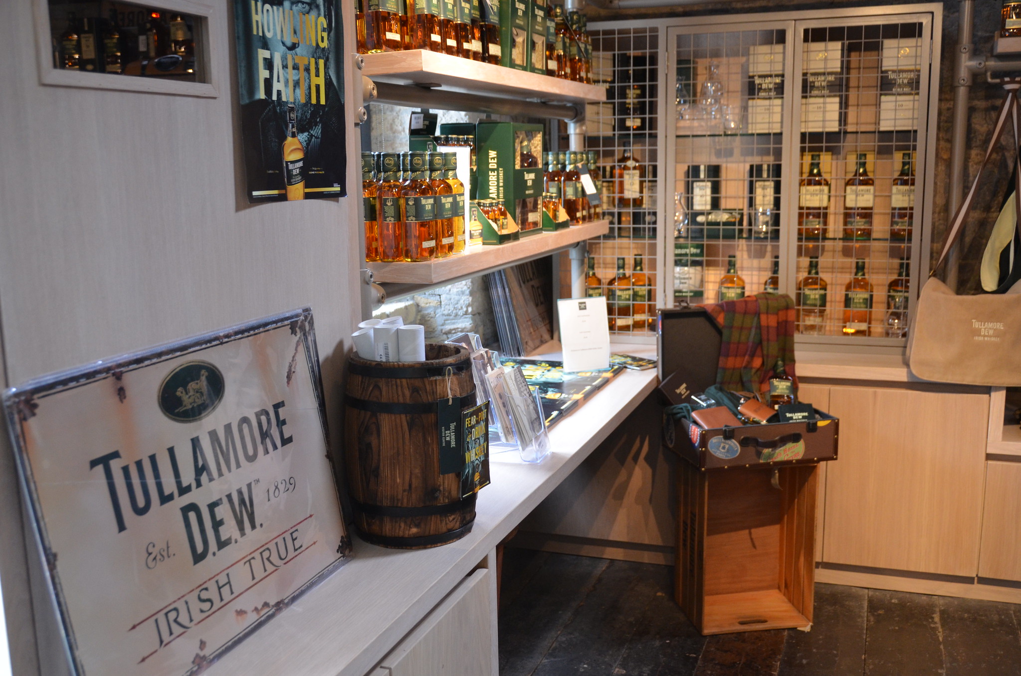 С XIX века по наши дни — история создания Tullamore Dew. Разновидности и стоимость ирландского виски